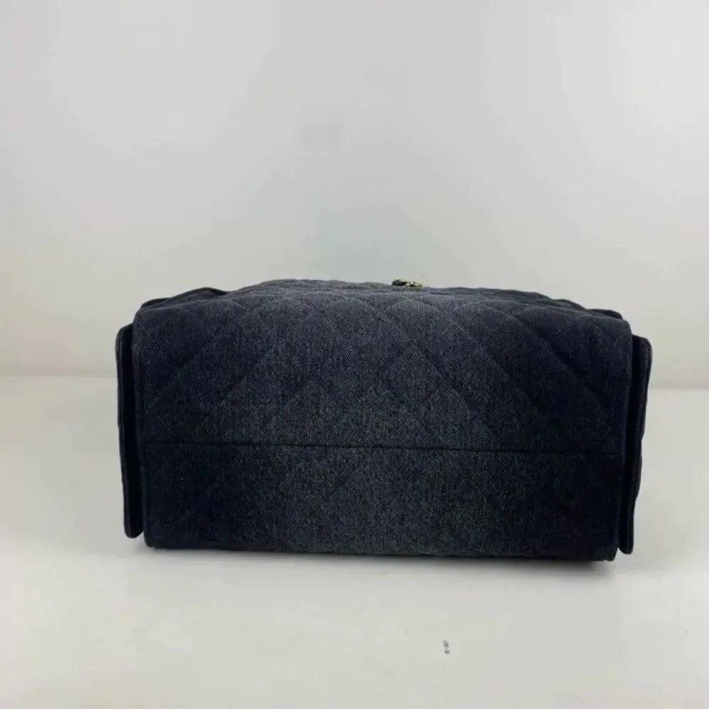 Chanel Women Pre-Loved Bag Brand New Condition
